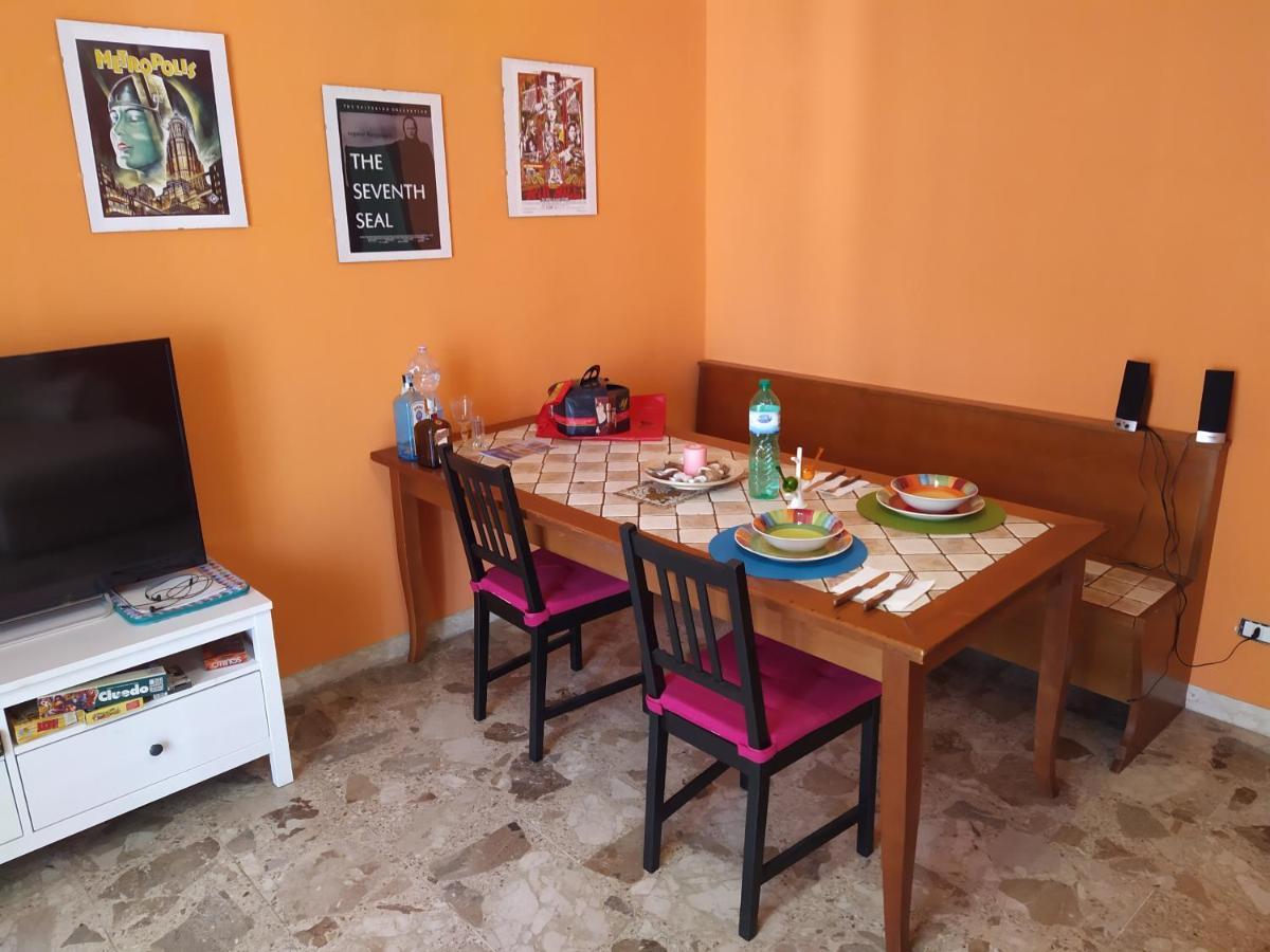 Vesuvio Corner - Spacious And Colorful Apartment In San Giorgio, Very Close To Napoli, Ideal For Families And Groups, Close To Pompeii, Sorrento... San Giorgio a Cremano Luaran gambar